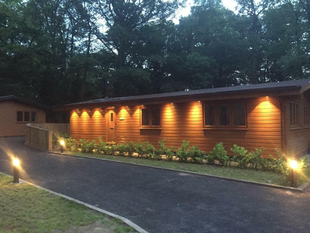 Shellow Lane Lodges Congleton Bagian luar foto