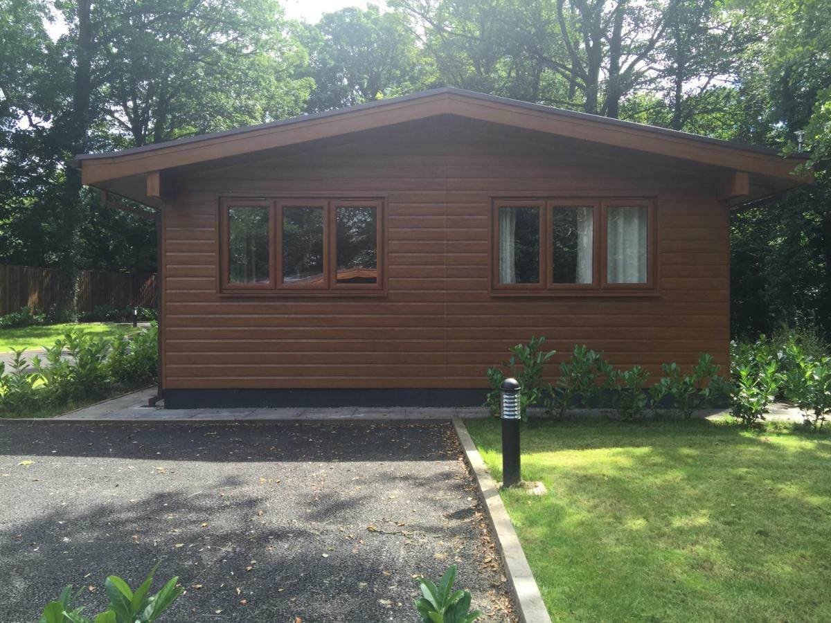 Shellow Lane Lodges Congleton Bagian luar foto