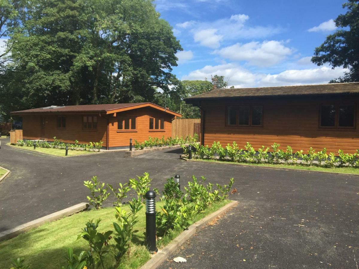 Shellow Lane Lodges Congleton Bagian luar foto
