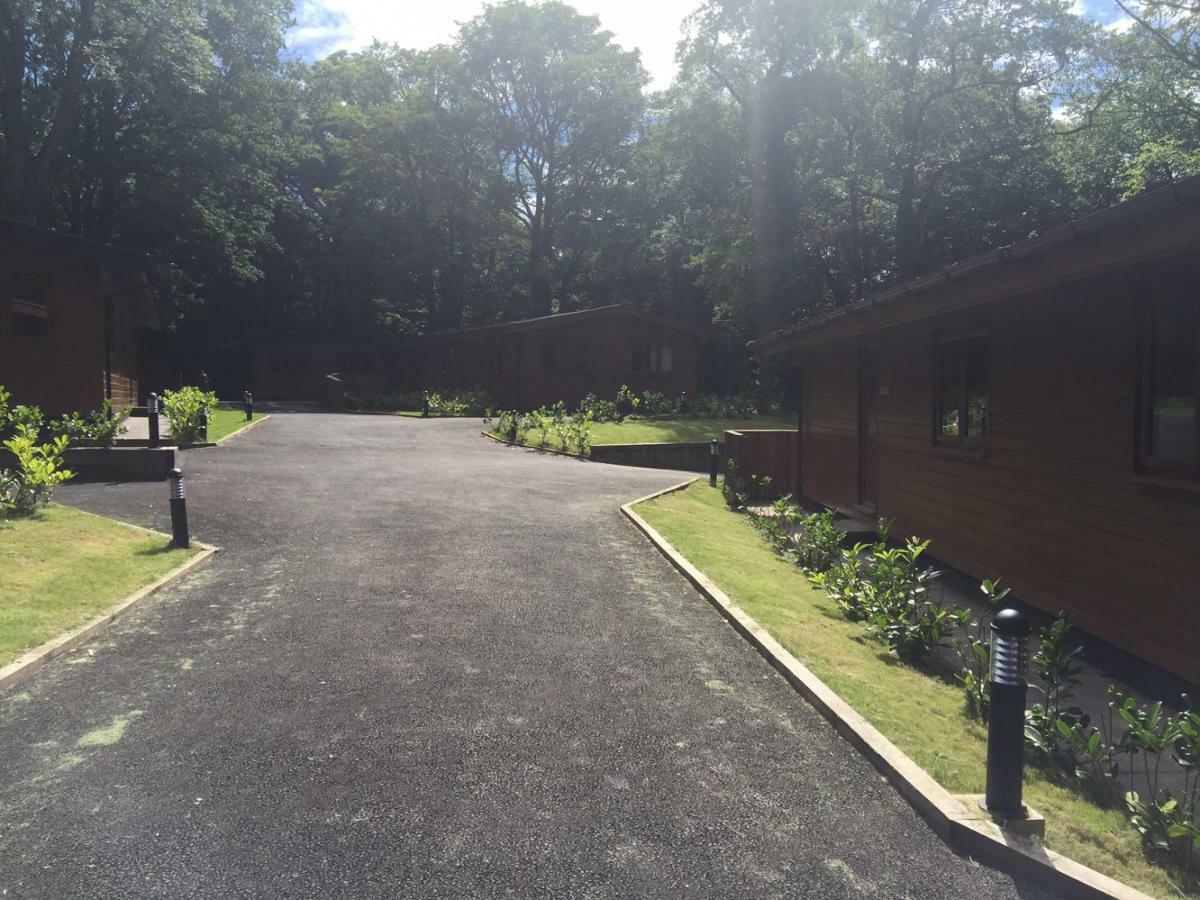 Shellow Lane Lodges Congleton Bagian luar foto